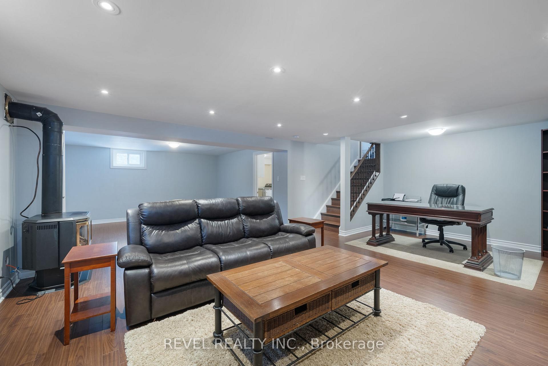 Photo 25 of 764 Ferndale Street, Oshawa, Northglen — HOMEH
