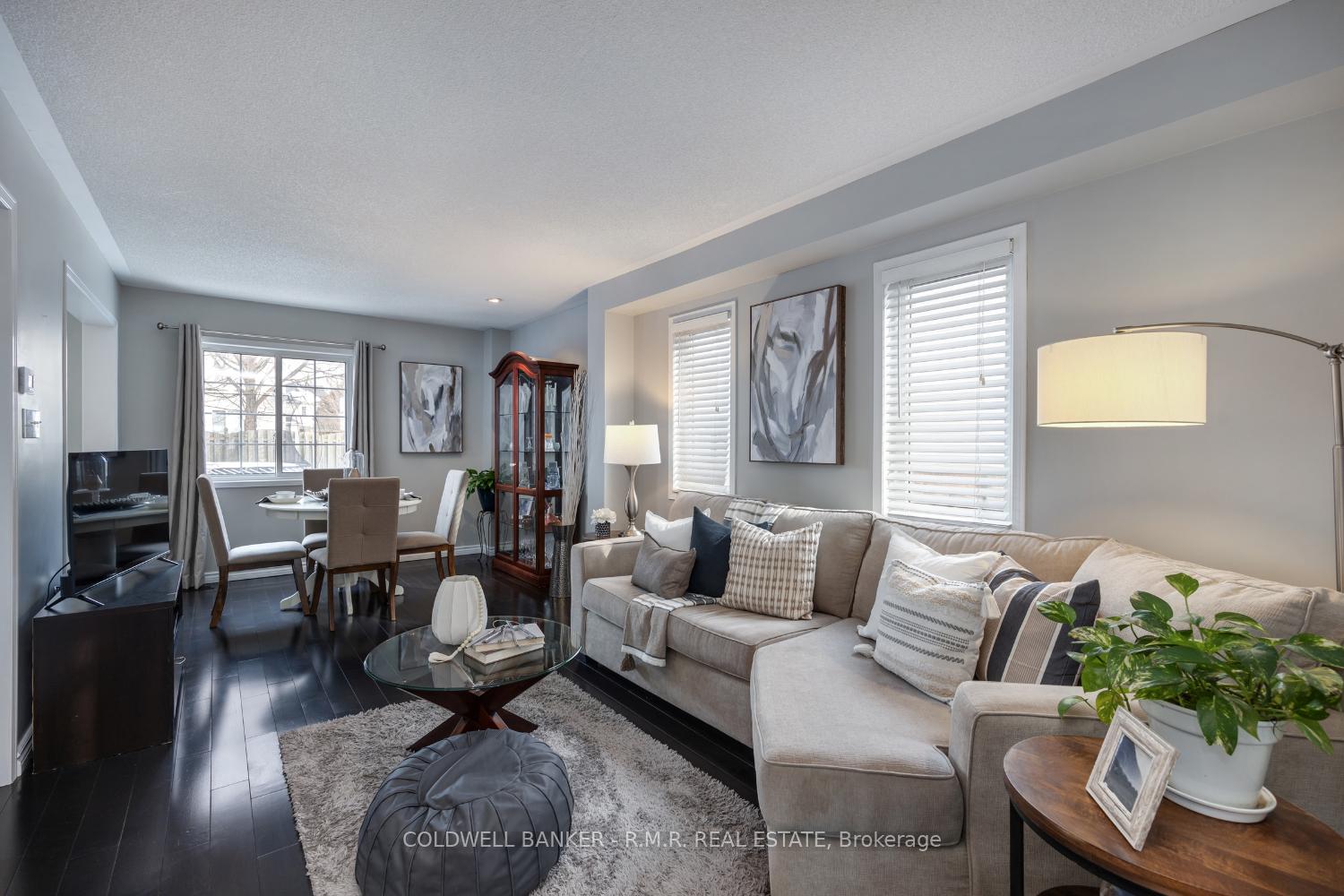 Photo 15 of 41 Four Winds Drive, Whitby, Port Whitby — HOMEH