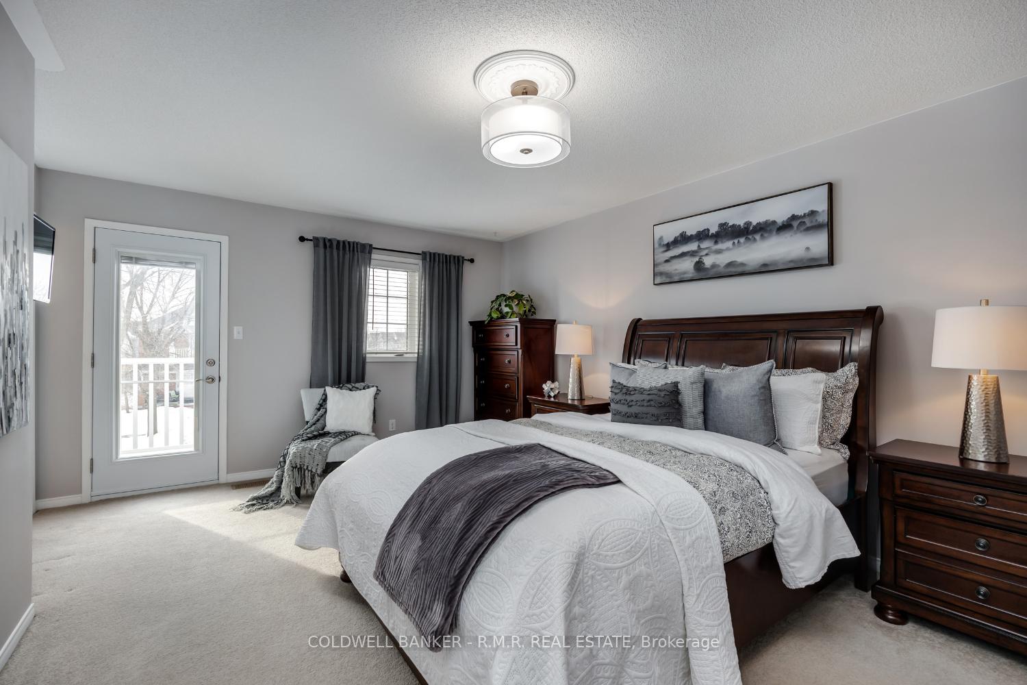 Photo 20 of 41 Four Winds Drive, Whitby, Port Whitby — HOMEH