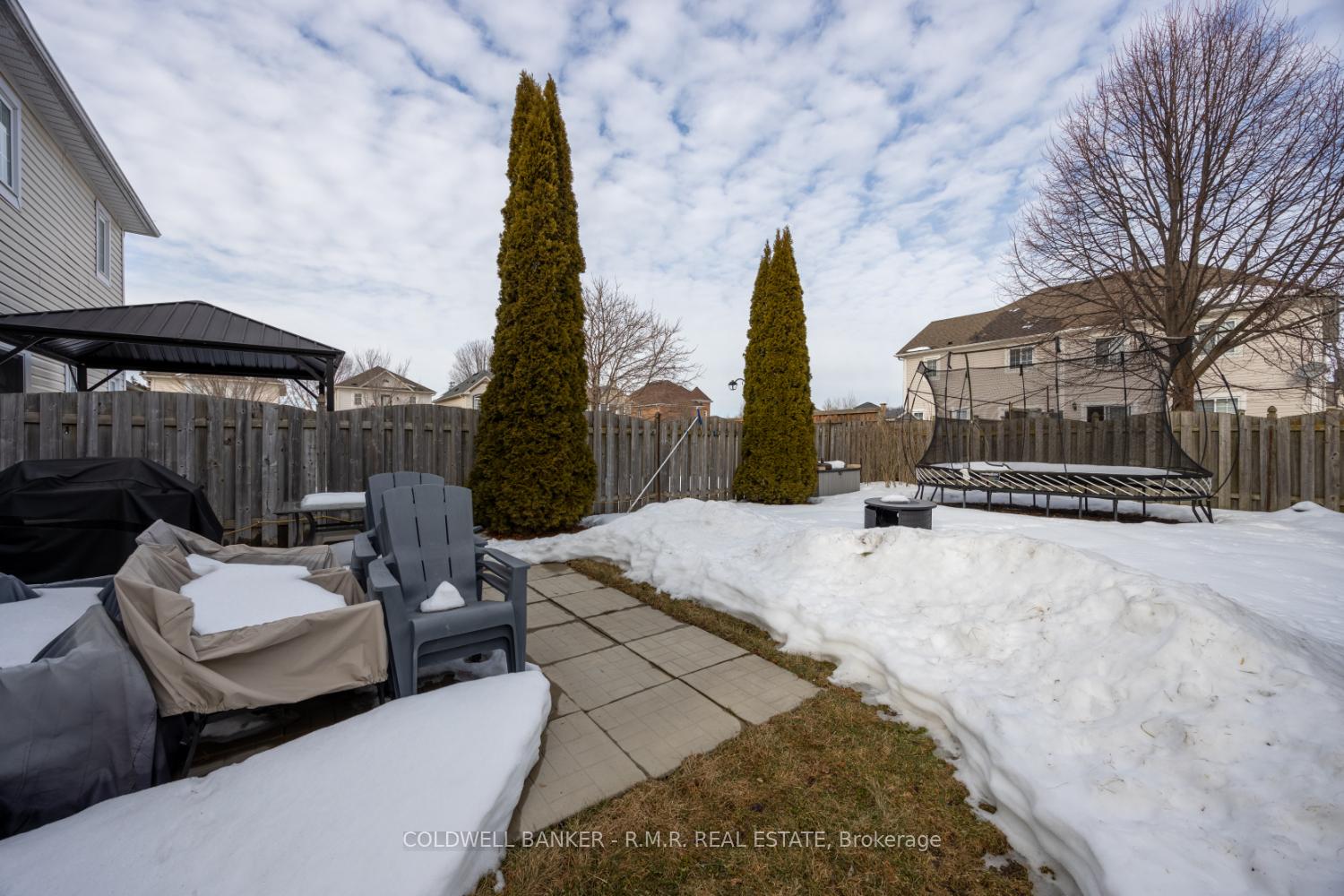 Photo 31 of 41 Four Winds Drive, Whitby, Port Whitby — HOMEH