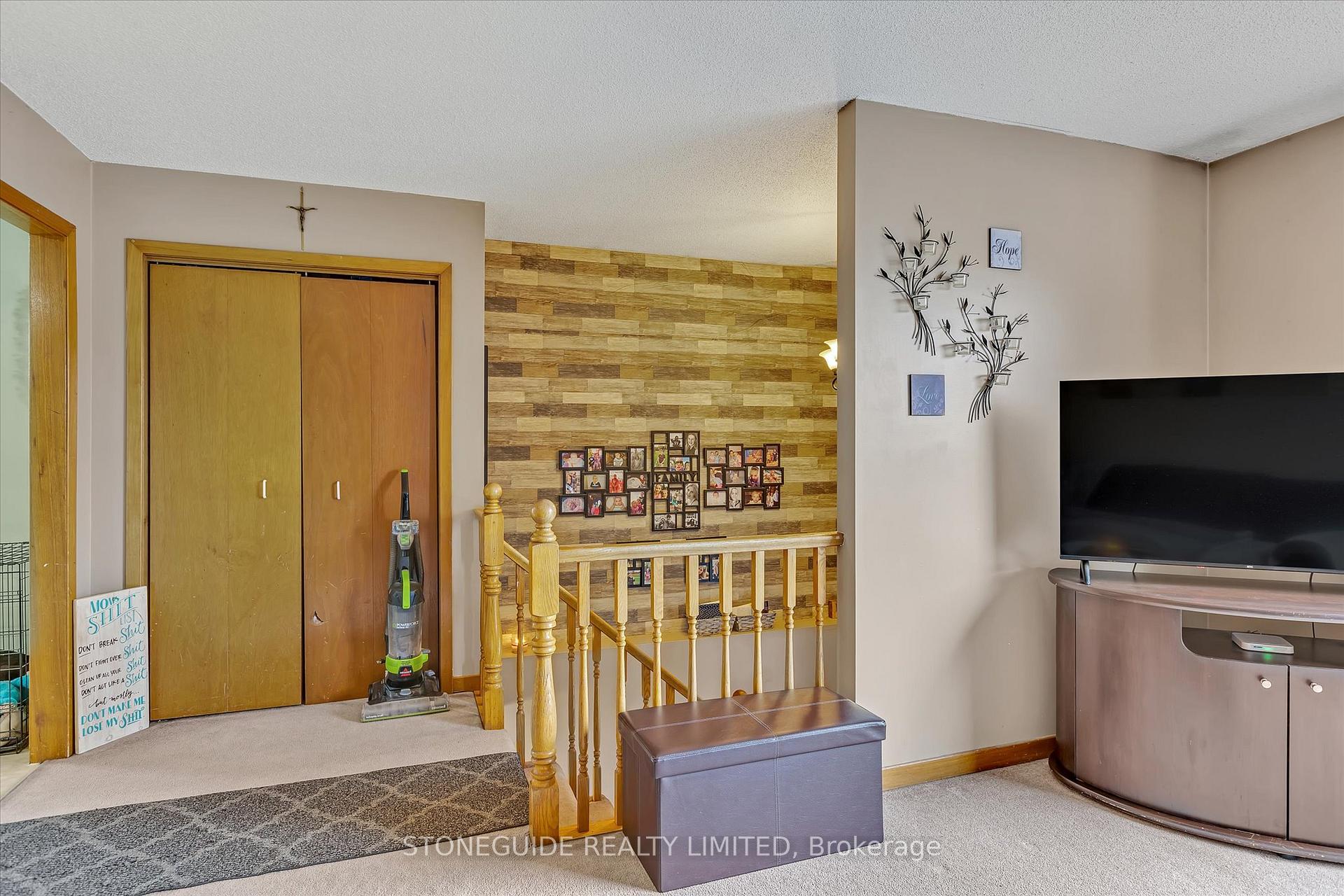 Photo 4 of 2180 Easthill Drive, Peterborough, Ashburnham Ward 4 — HOMEH