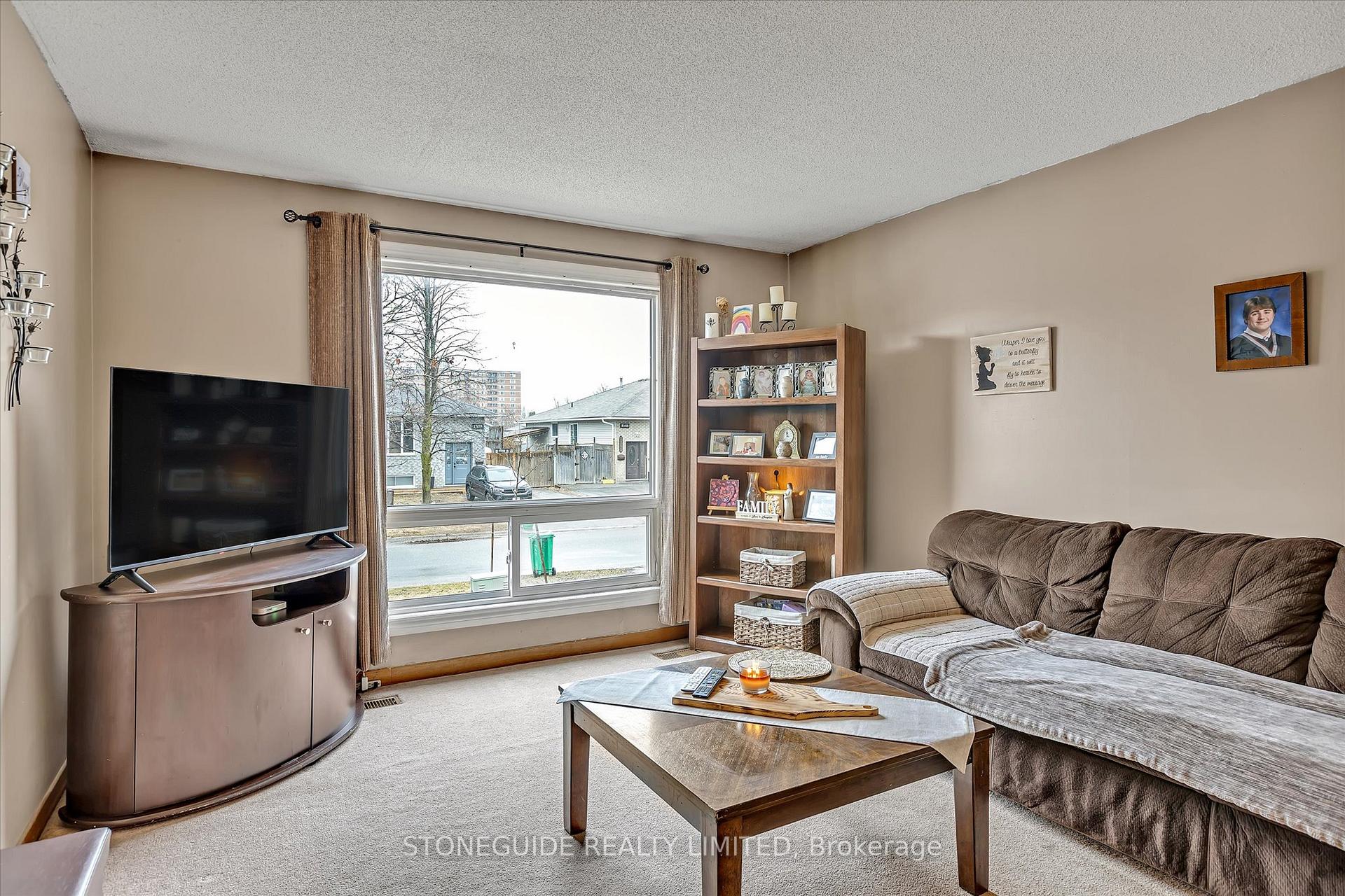 Photo 6 of 2180 Easthill Drive, Peterborough, Ashburnham Ward 4 — HOMEH
