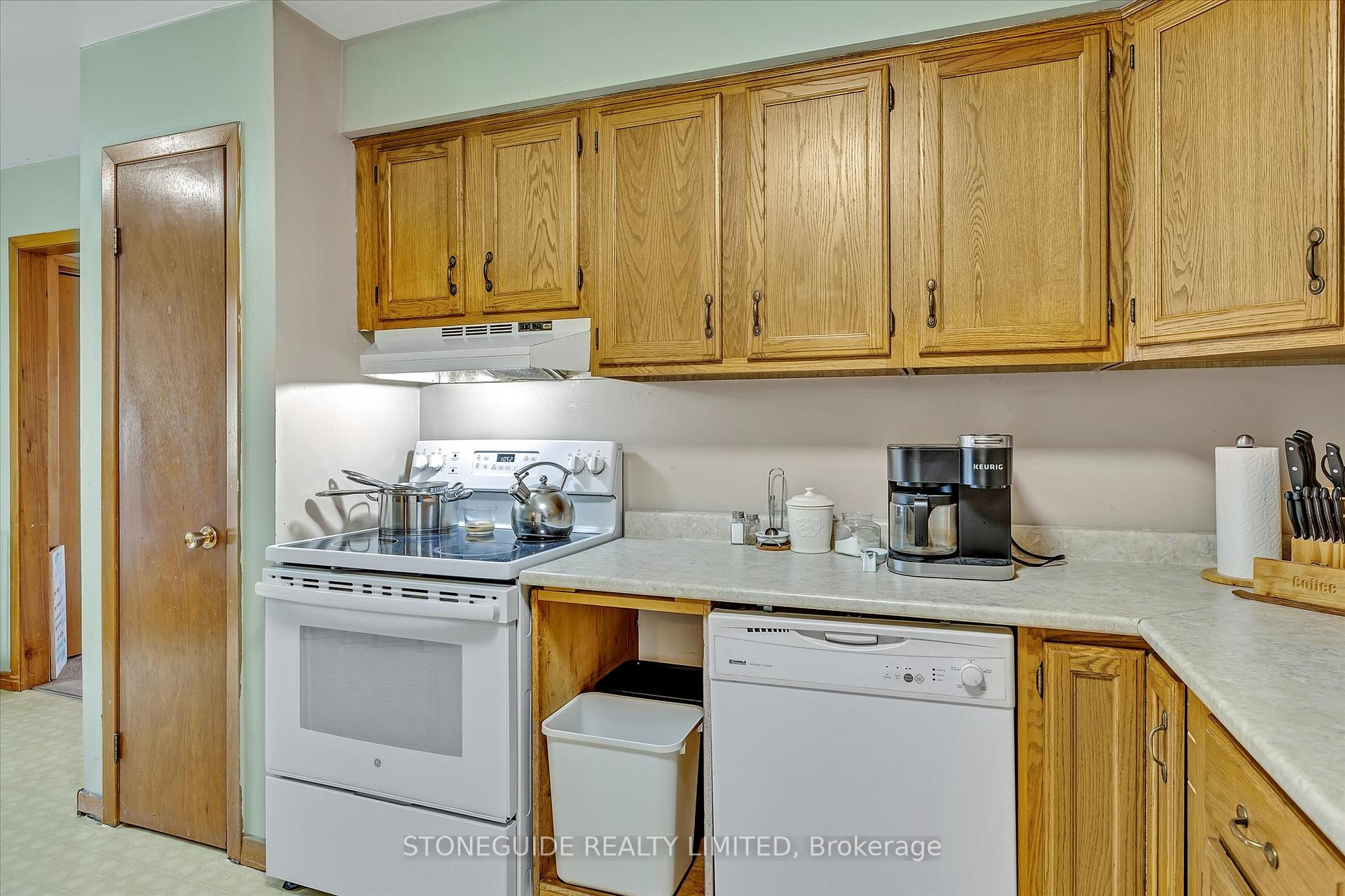 Photo 11 of 2180 Easthill Drive, Peterborough, Ashburnham Ward 4 — HOMEH