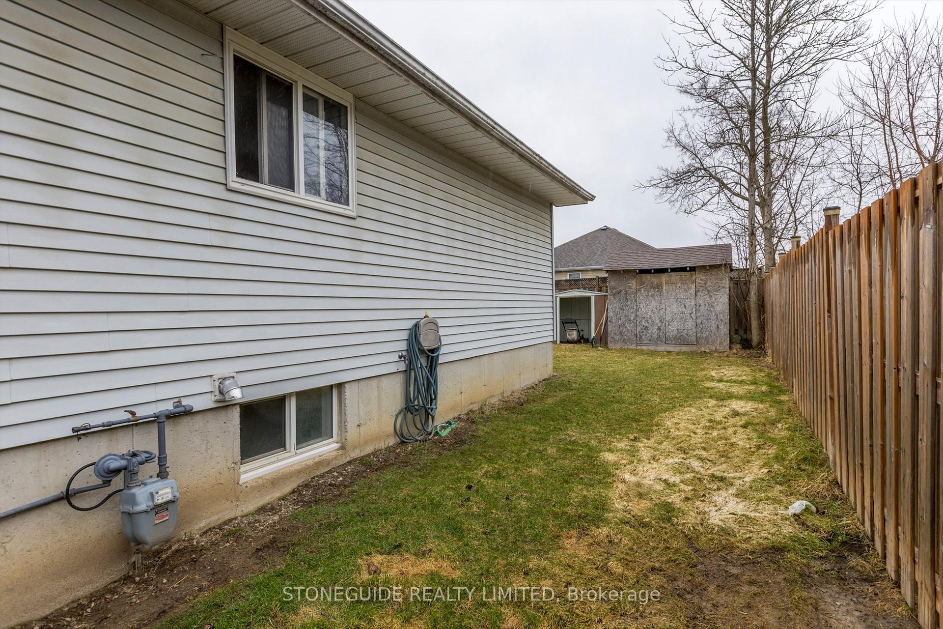 Photo 31 of 2180 Easthill Drive, Peterborough, Ashburnham Ward 4 — HOMEH