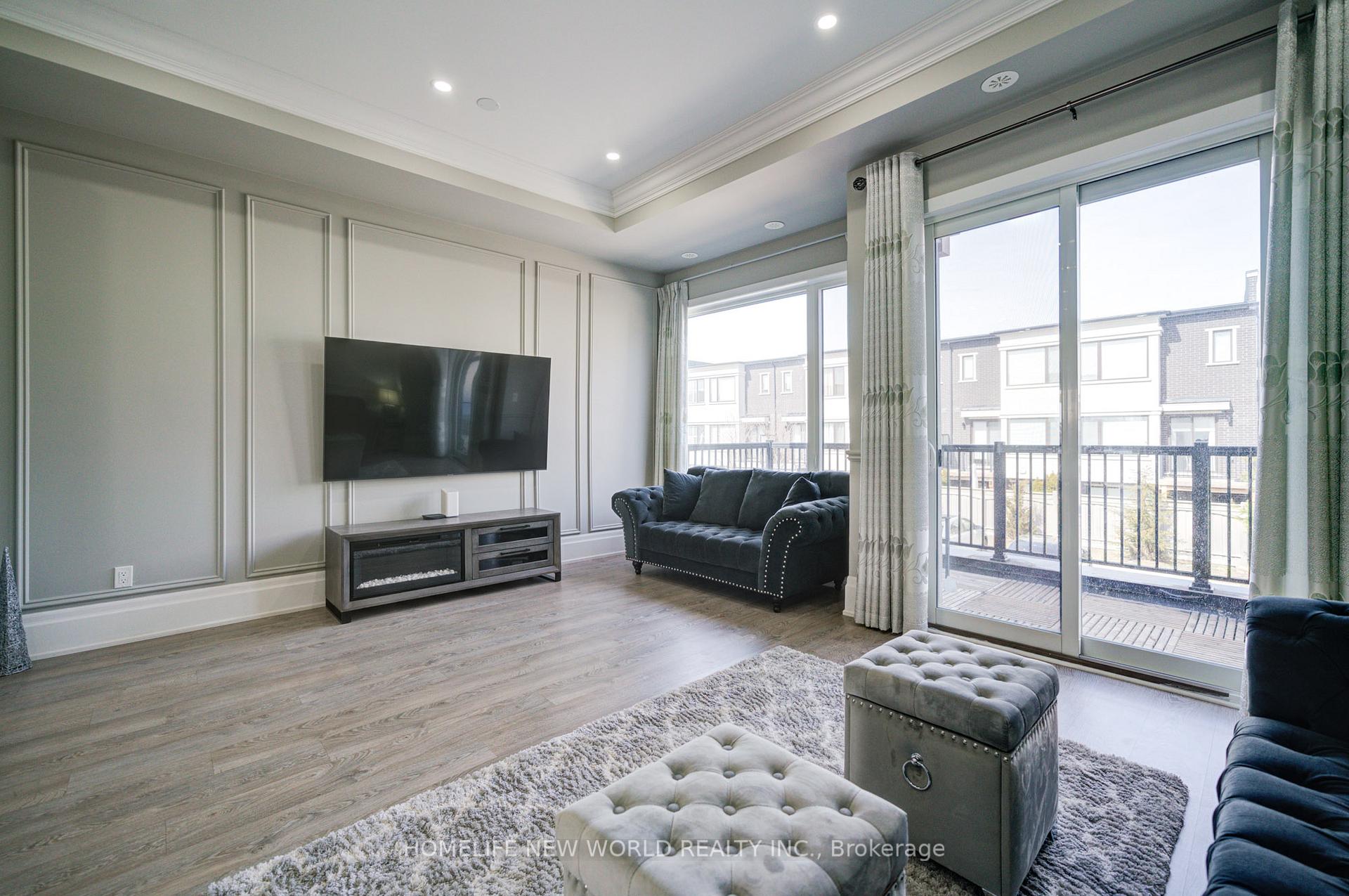 Front of 3880 Major Mackenzie Drive W