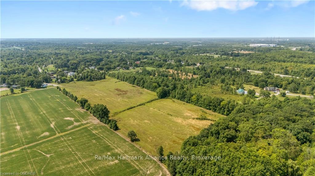 Photo 4 of 826 Lyons Creek, Welland, Cooks Mills — HOMEH