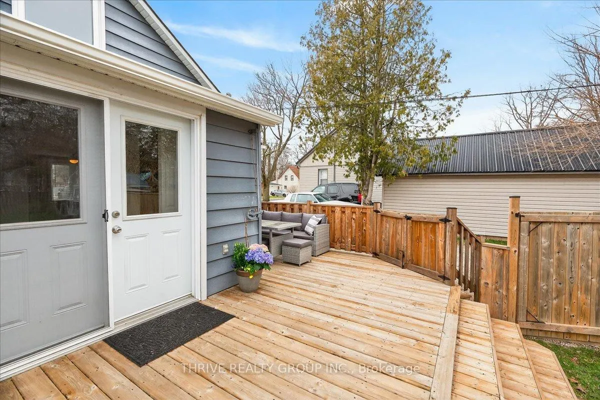 Photo 28 of 83 Fourth Avenue, Aylmer — HOMEH