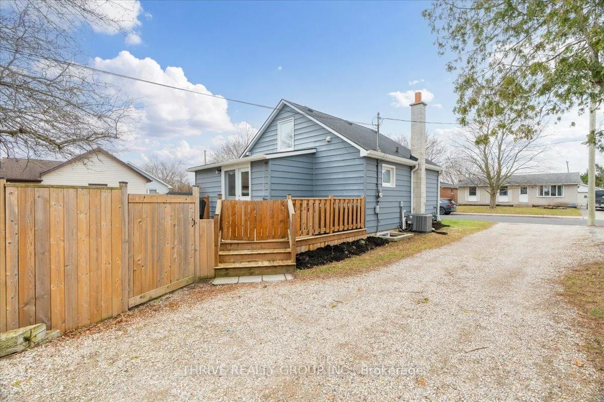 Photo 30 of 83 Fourth Avenue, Aylmer — HOMEH