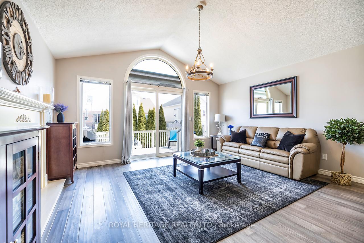 Photo 17 of 457 Safari Drive, Oshawa, Eastdale — HOMEH