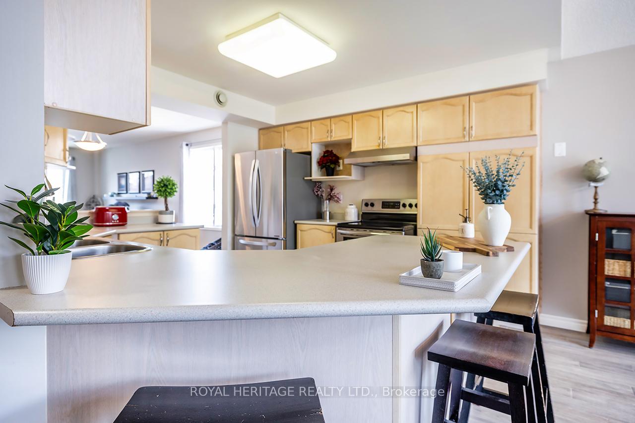Photo 23 of 457 Safari Drive, Oshawa, Eastdale — HOMEH