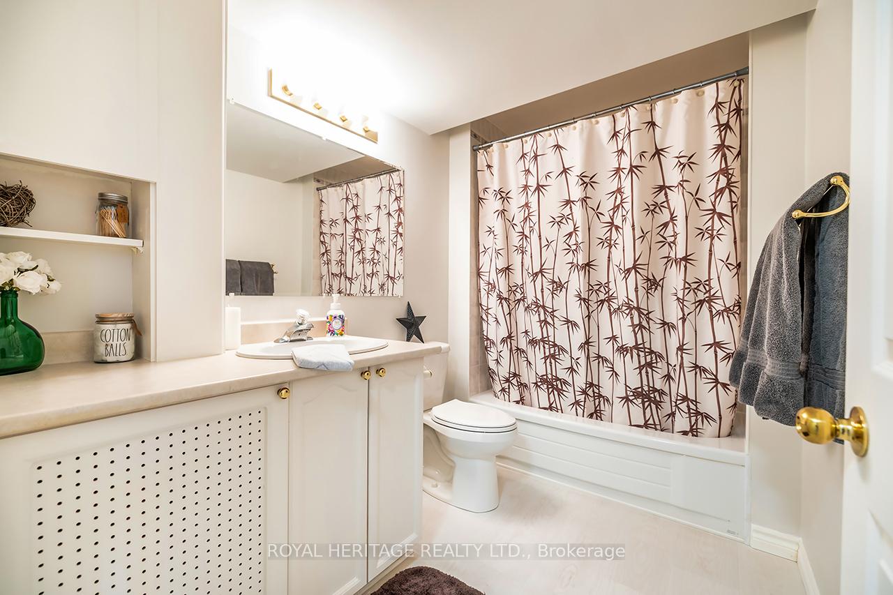 Photo 35 of 457 Safari Drive, Oshawa, Eastdale — HOMEH