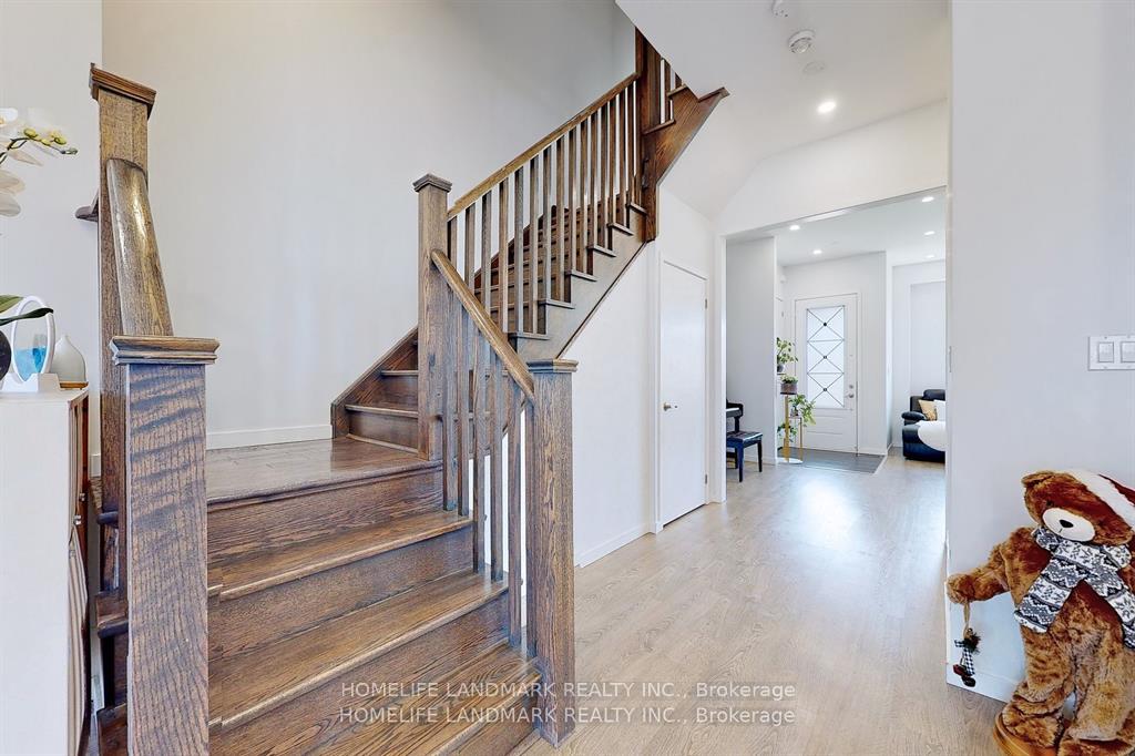 Photo 15 of 1178 Wellington Street E, Aurora, Bayview Northeast — HOMEH