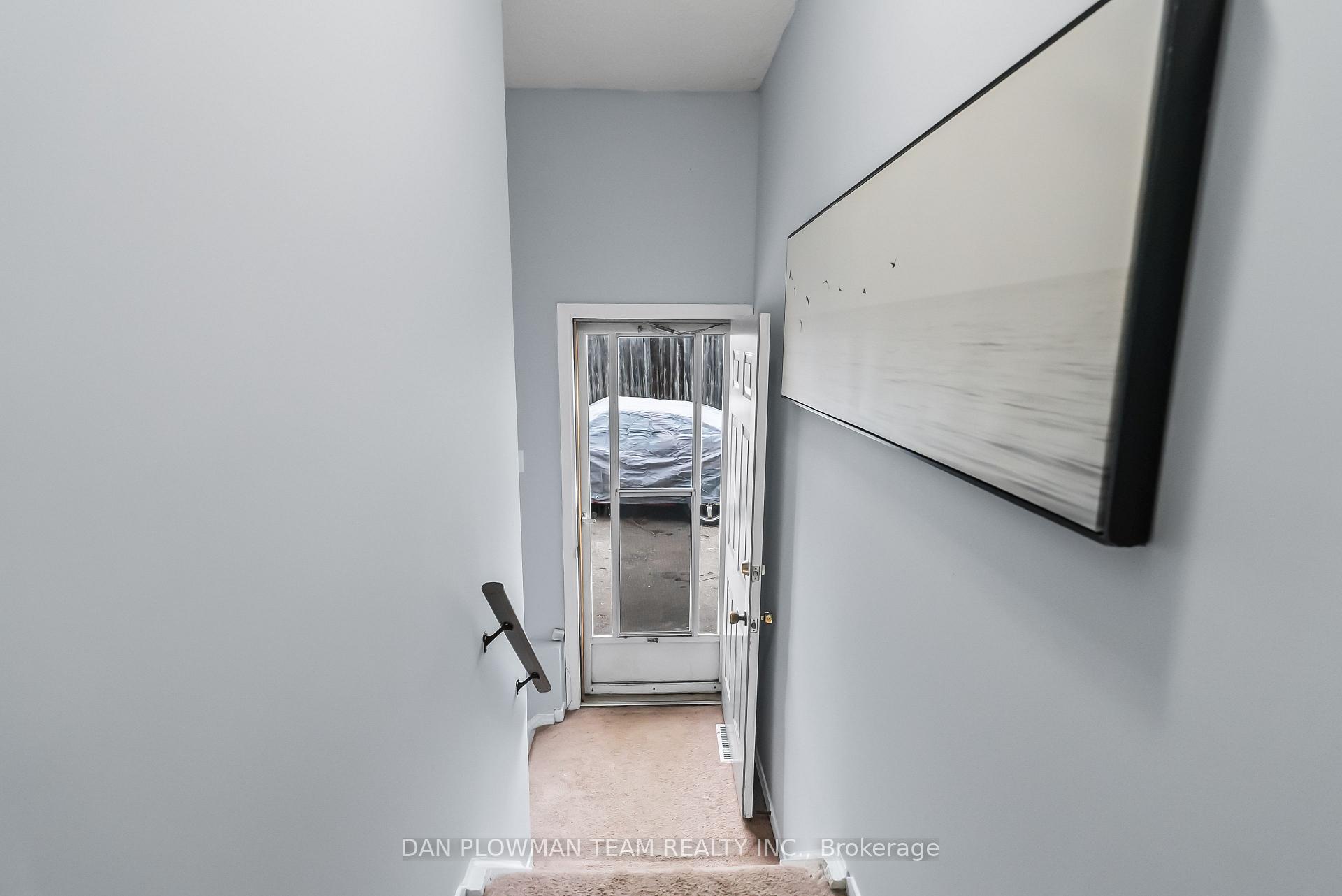 Photo 24 of 856 Southgate Drive, Oshawa, Donevan — HOMEH