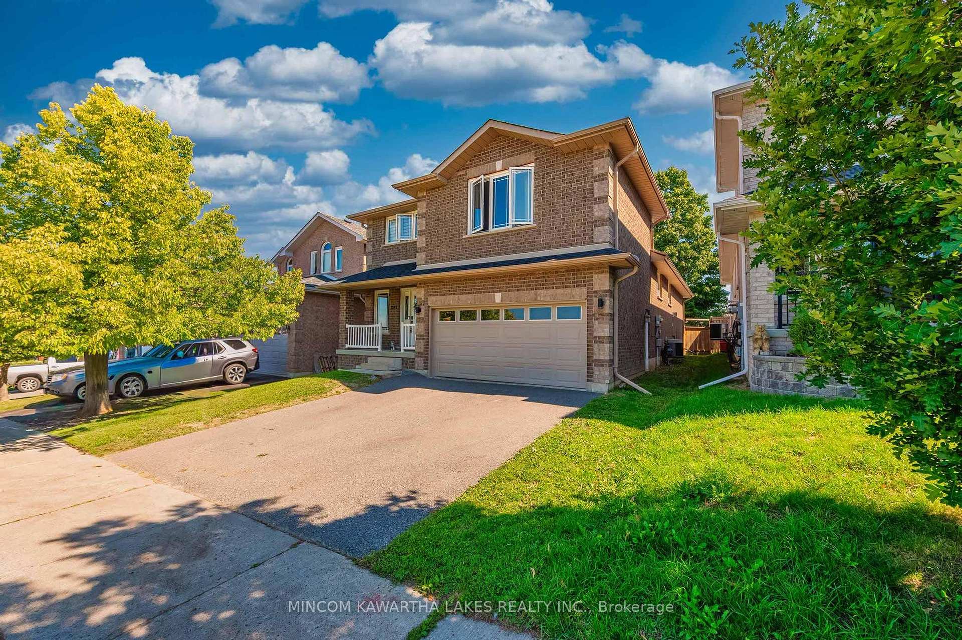 Photo 2 of 1247 Haggis Drive, Peterborough, Monaghan Ward 2 — HOMEH