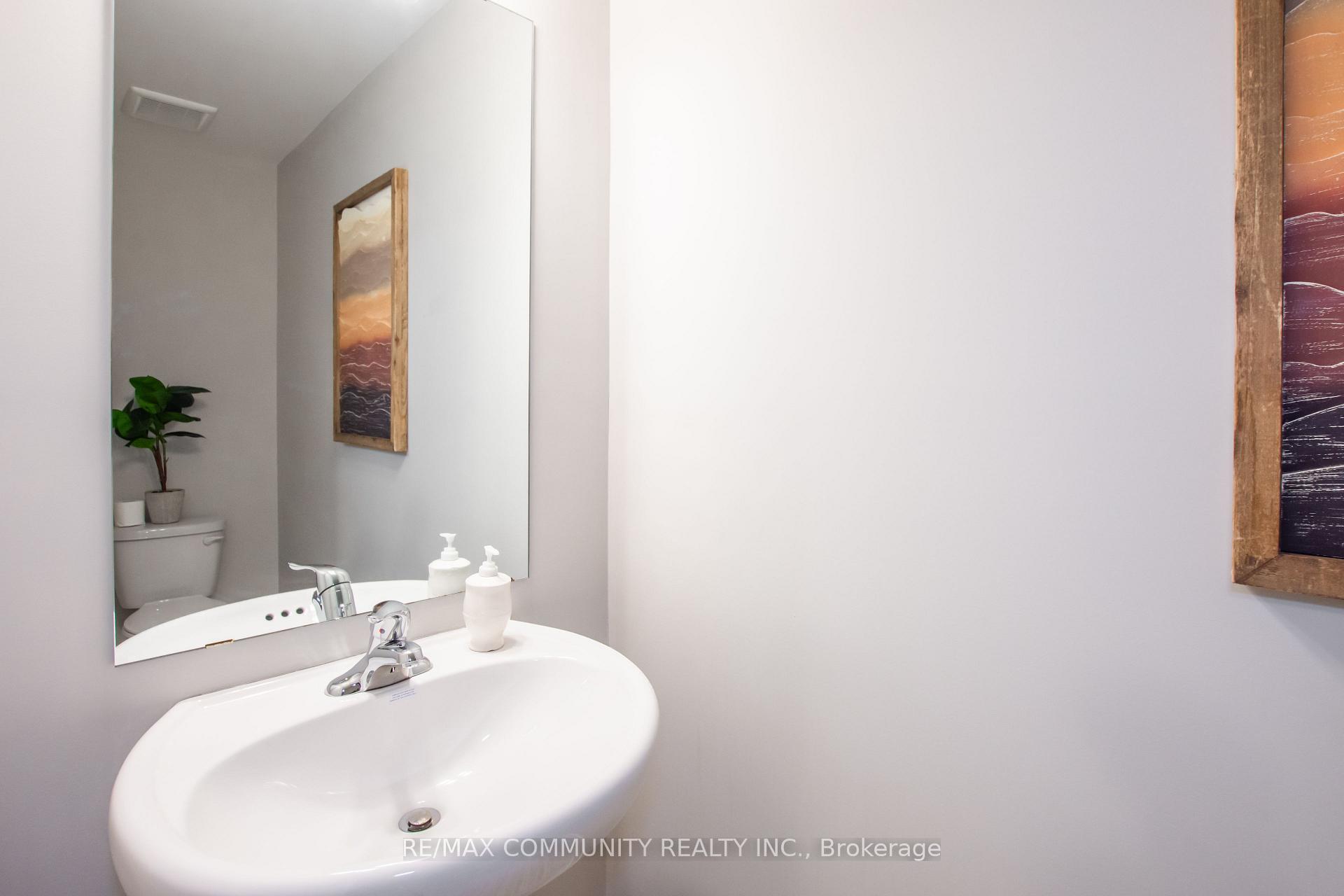Photo 8 of 364 Julia Drive, Welland, Coyle Creek — HOMEH