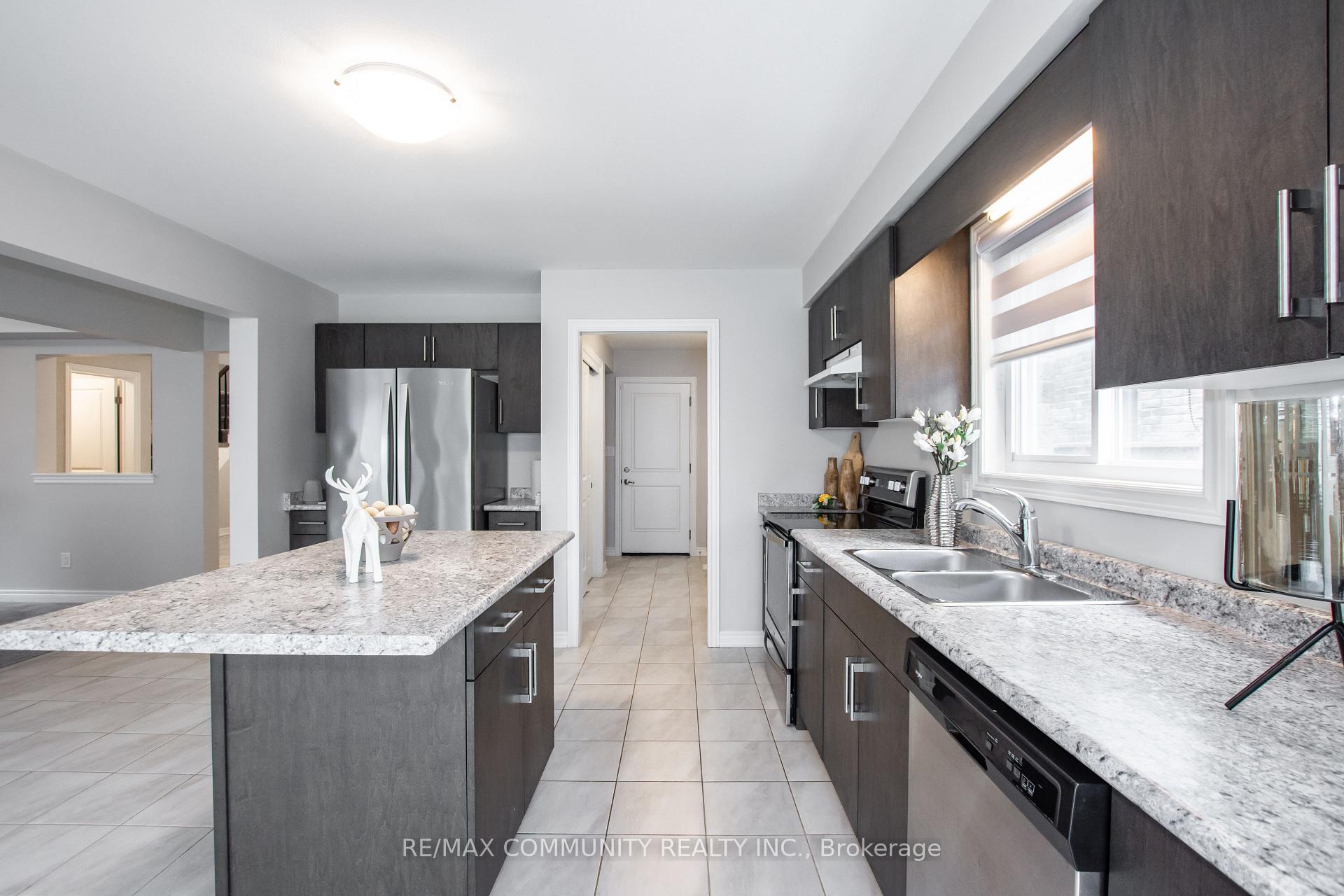 Photo 16 of 364 Julia Drive, Welland, Coyle Creek — HOMEH