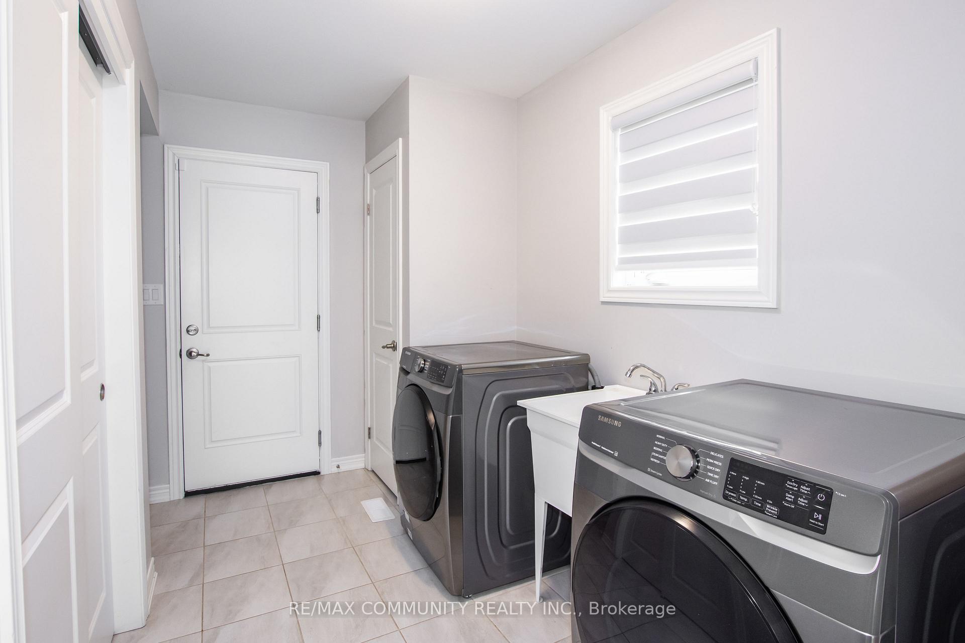 Photo 23 of 364 Julia Drive, Welland, Coyle Creek — HOMEH