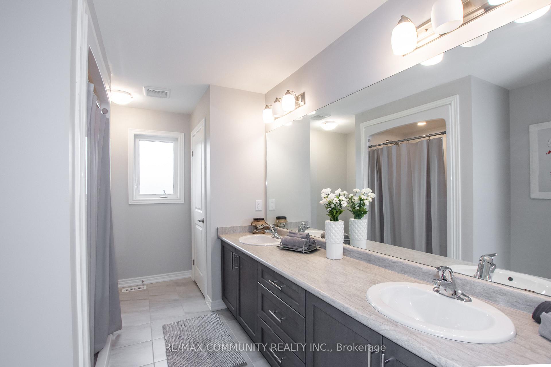 Photo 27 of 364 Julia Drive, Welland, Coyle Creek — HOMEH