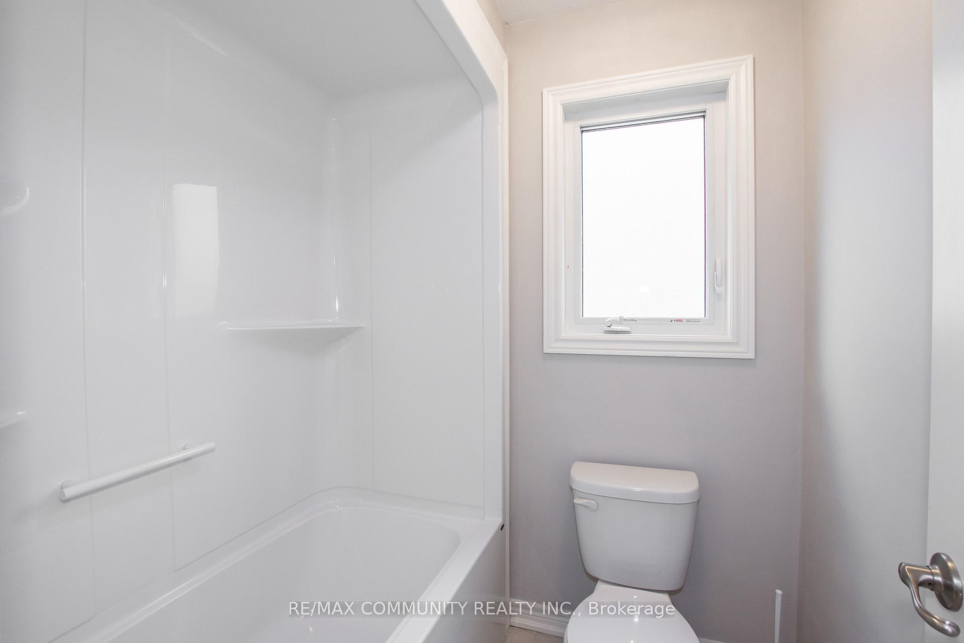 Photo 35 of 364 Julia Drive, Welland, Coyle Creek — HOMEH