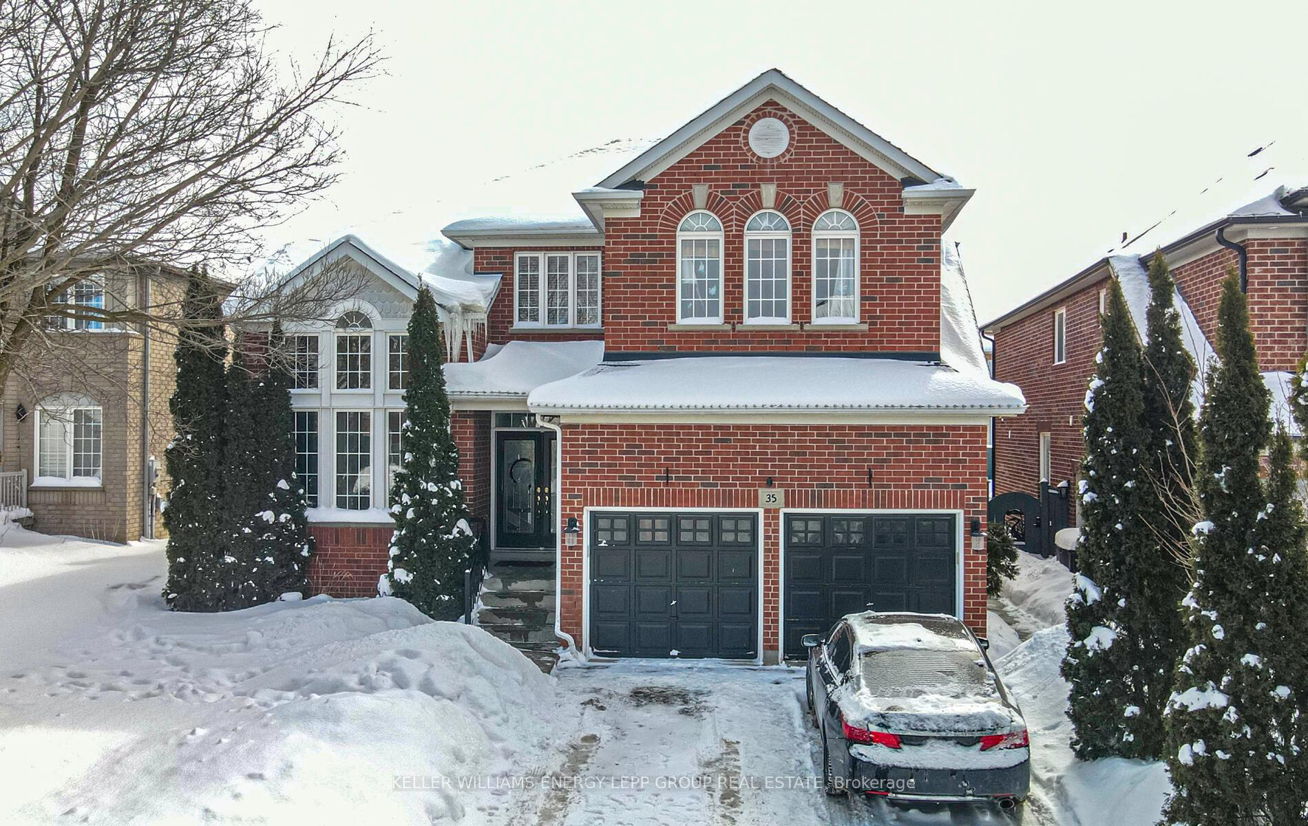 Photo 1 of 35 Vineyard Avenue, Whitby, Williamsburg — HOMEH