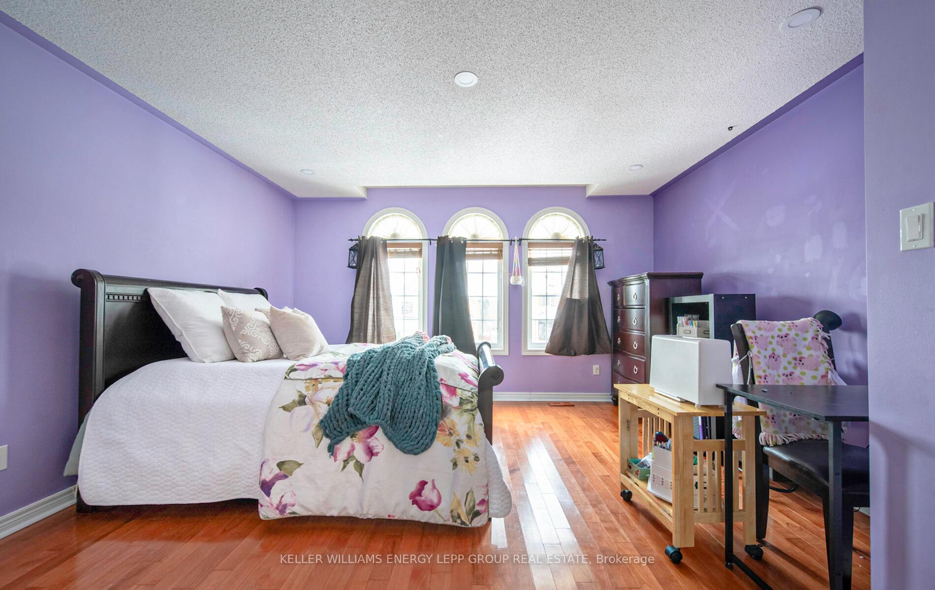 Photo 31 of 35 Vineyard Avenue, Whitby, Williamsburg — HOMEH