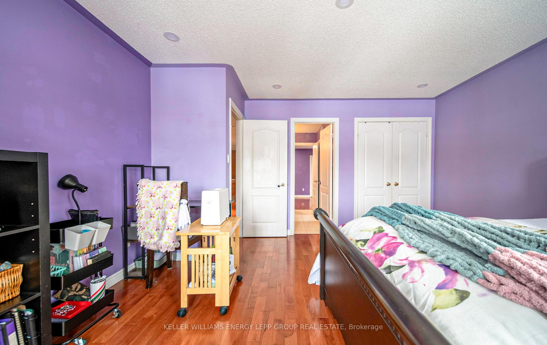 Photo 32 of 35 Vineyard Avenue, Whitby, Williamsburg — HOMEH