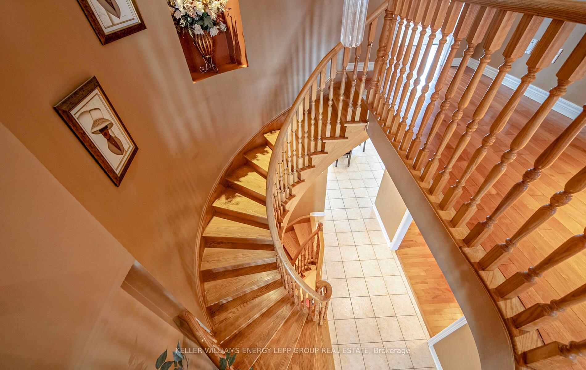 Photo 37 of 35 Vineyard Avenue, Whitby, Williamsburg — HOMEH