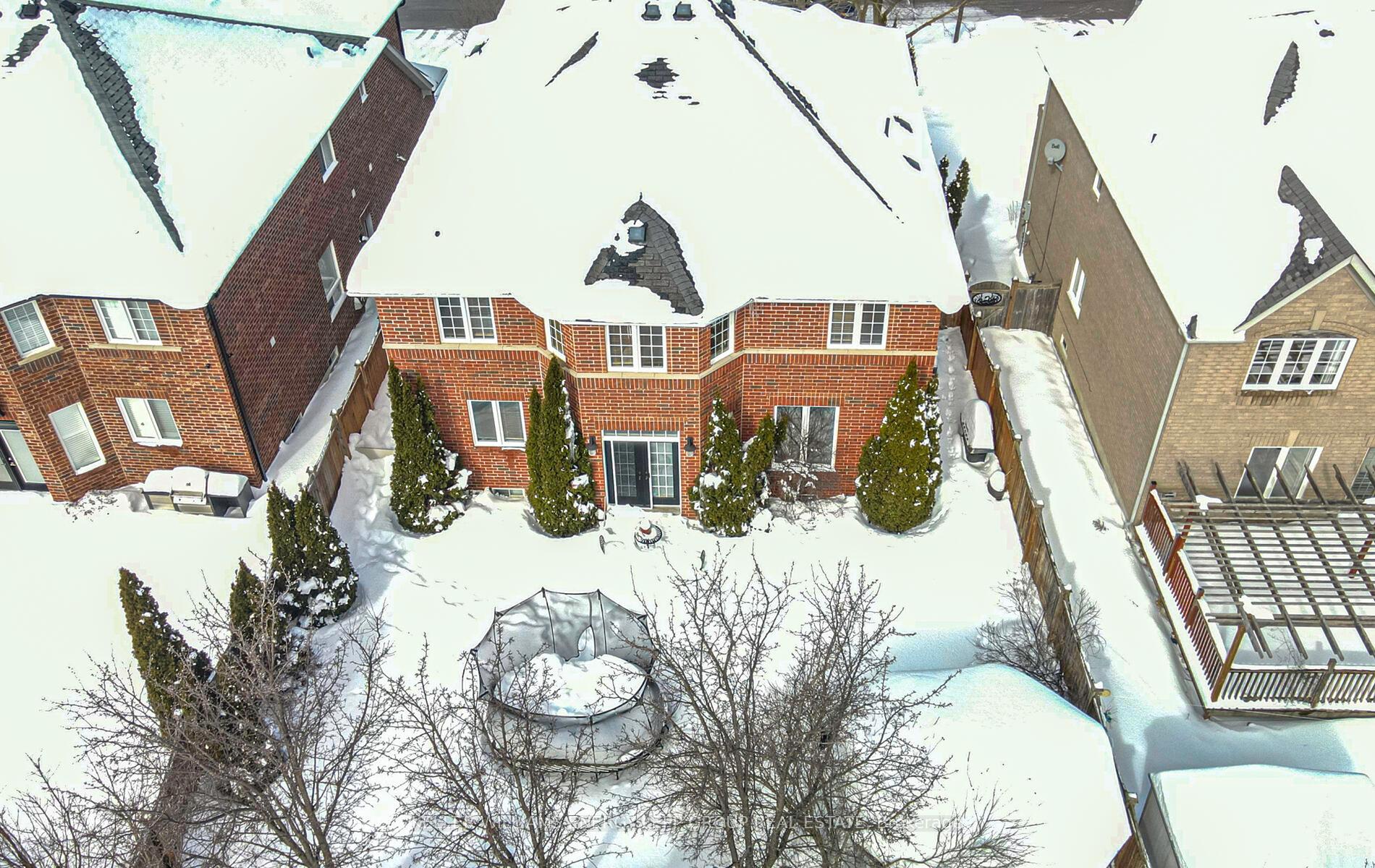Photo 42 of 35 Vineyard Avenue, Whitby, Williamsburg — HOMEH