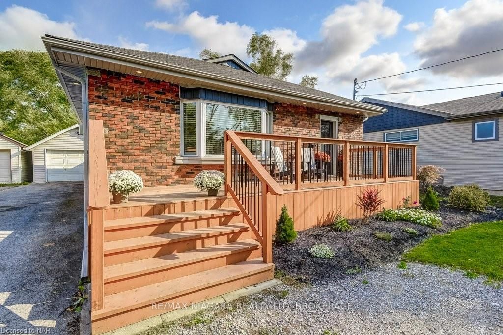 Photo 1 of 303 Riverside Drive, Welland, Broadway — HOMEH