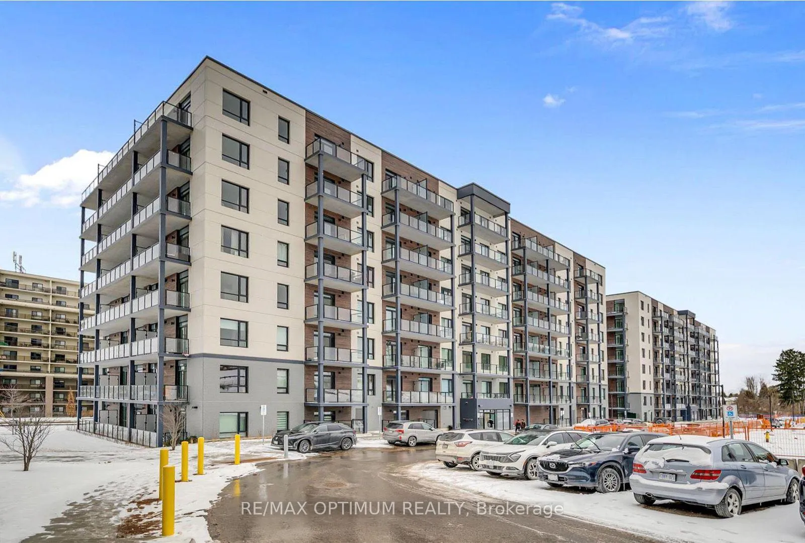Front of Unit 517, 191 Elmira Road S