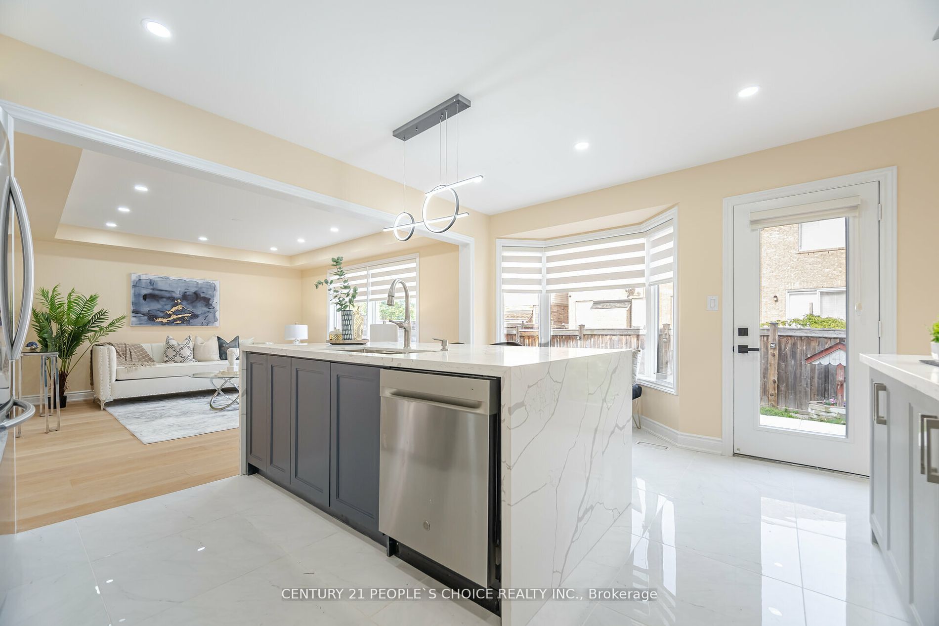 Photo 53 of 9717 Creditview Road, Brampton, Credit Valley — HOMEH