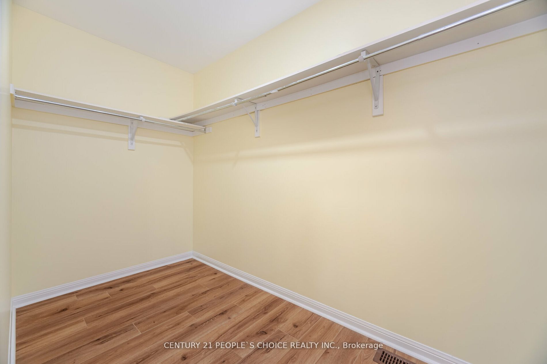 Photo 63 of 9717 Creditview Road, Brampton, Credit Valley — HOMEH