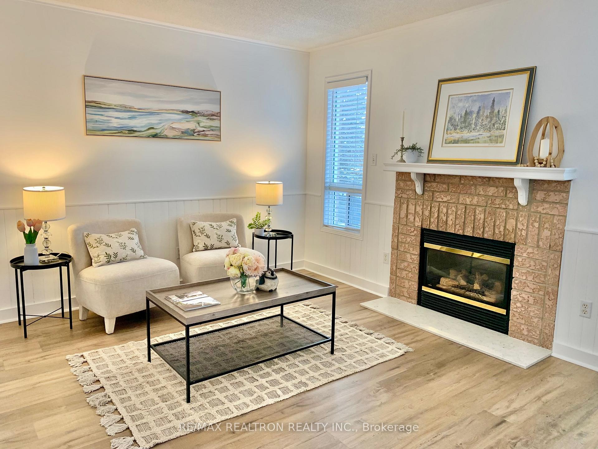 Photo 6 of 18 Harness Ridge Drive, Whitby, Williamsburg — HOMEH
