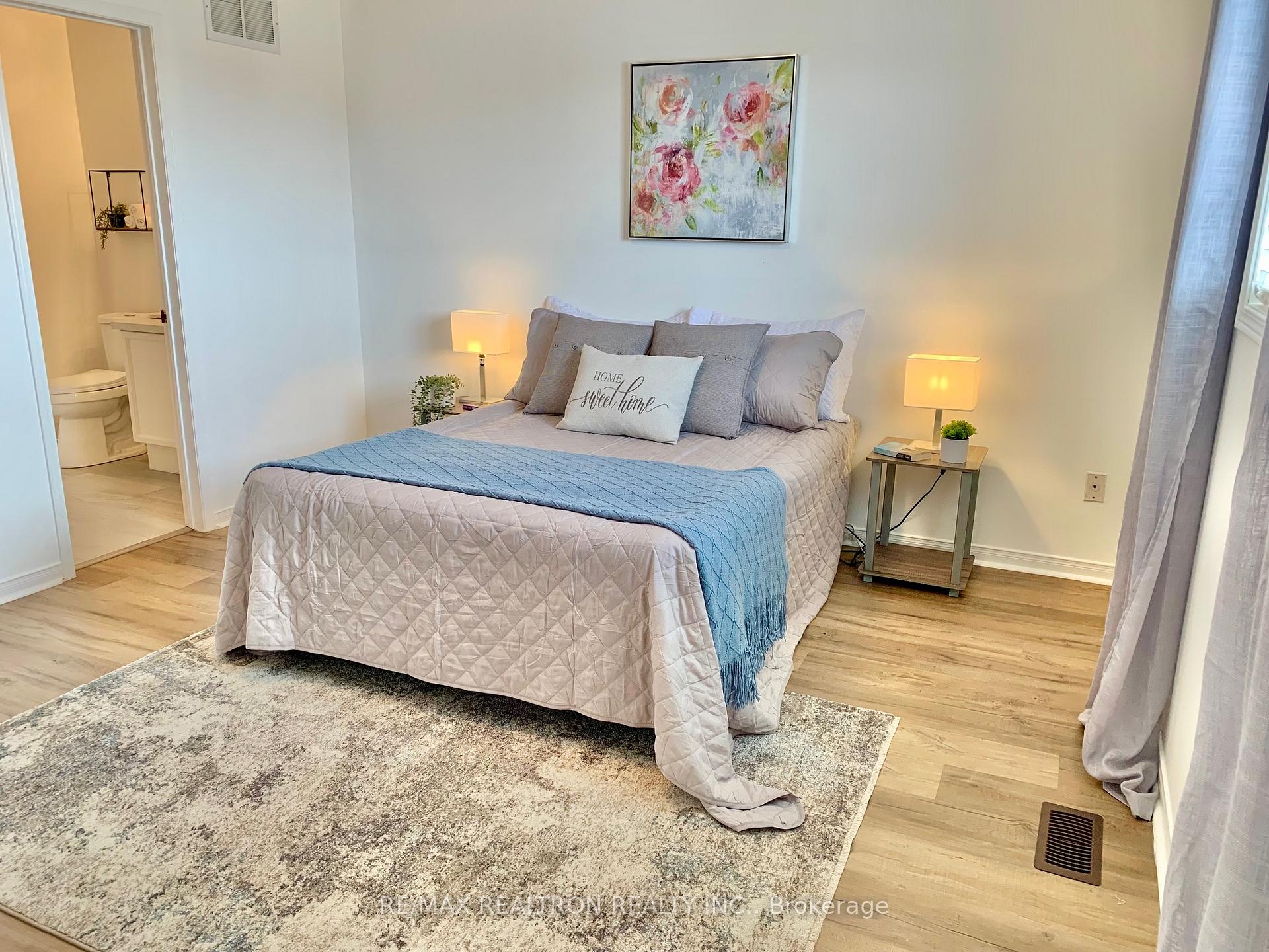 Photo 15 of 18 Harness Ridge Drive, Whitby, Williamsburg — HOMEH
