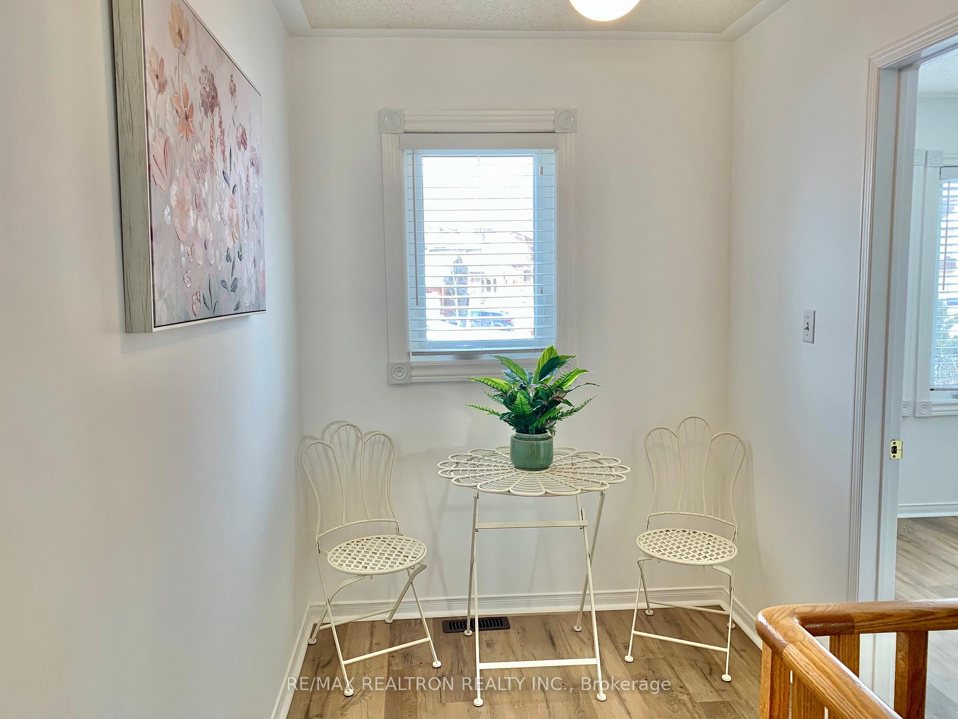 Photo 24 of 18 Harness Ridge Drive, Whitby, Williamsburg — HOMEH