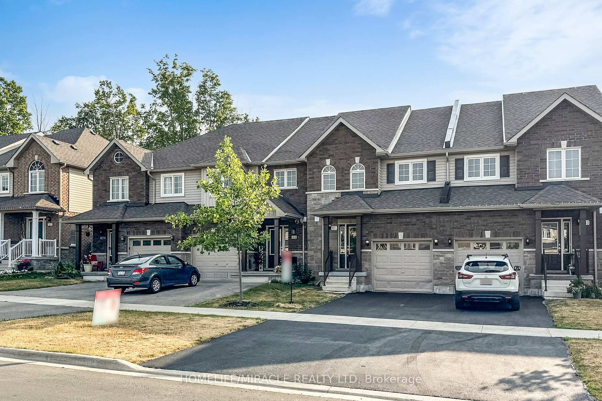 Front of 1611 Hetherington Drive