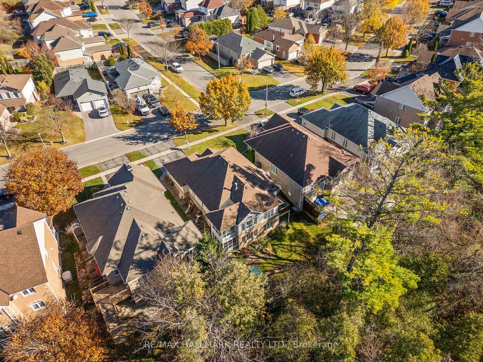 Photo 44 of 1096 Ridgemount Boulevard, Oshawa, Pinecrest — HOMEH