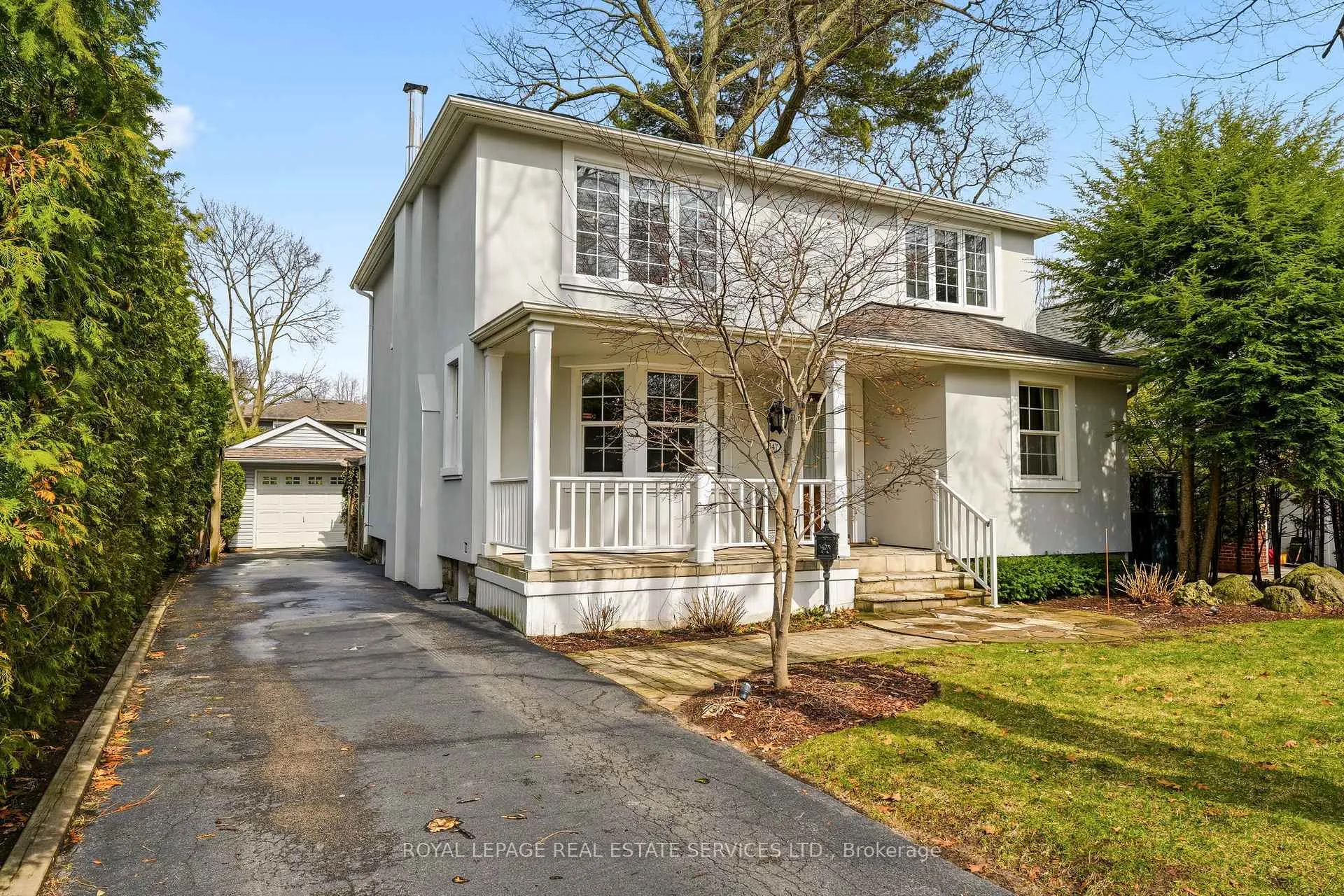 Photo 4 of 347 Douglas Avenue, Oakville, Old Oakville — HOMEH