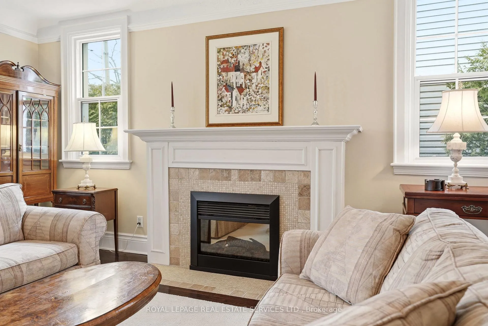 Photo 9 of 347 Douglas Avenue, Oakville, Old Oakville — HOMEH