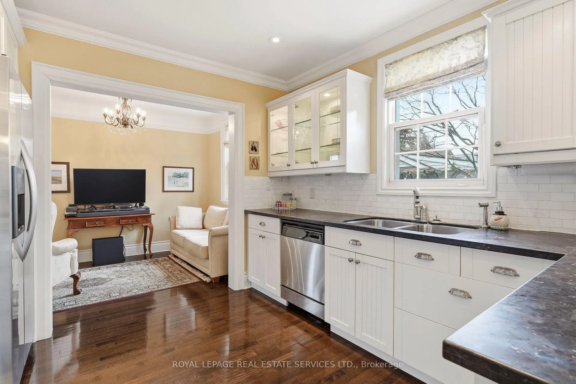 Photo 14 of 347 Douglas Avenue, Oakville, Old Oakville — HOMEH