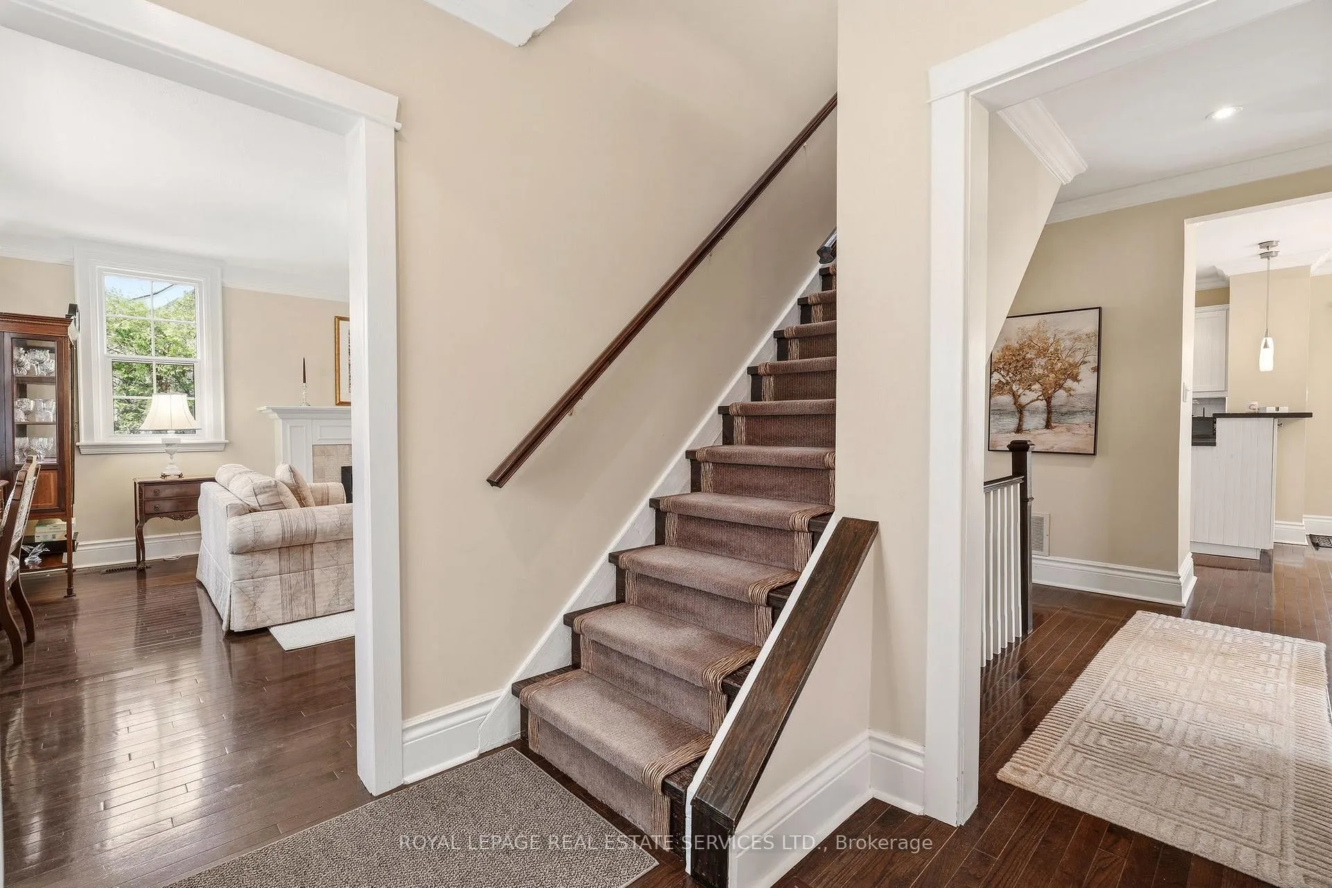 Photo 21 of 347 Douglas Avenue, Oakville, Old Oakville — HOMEH