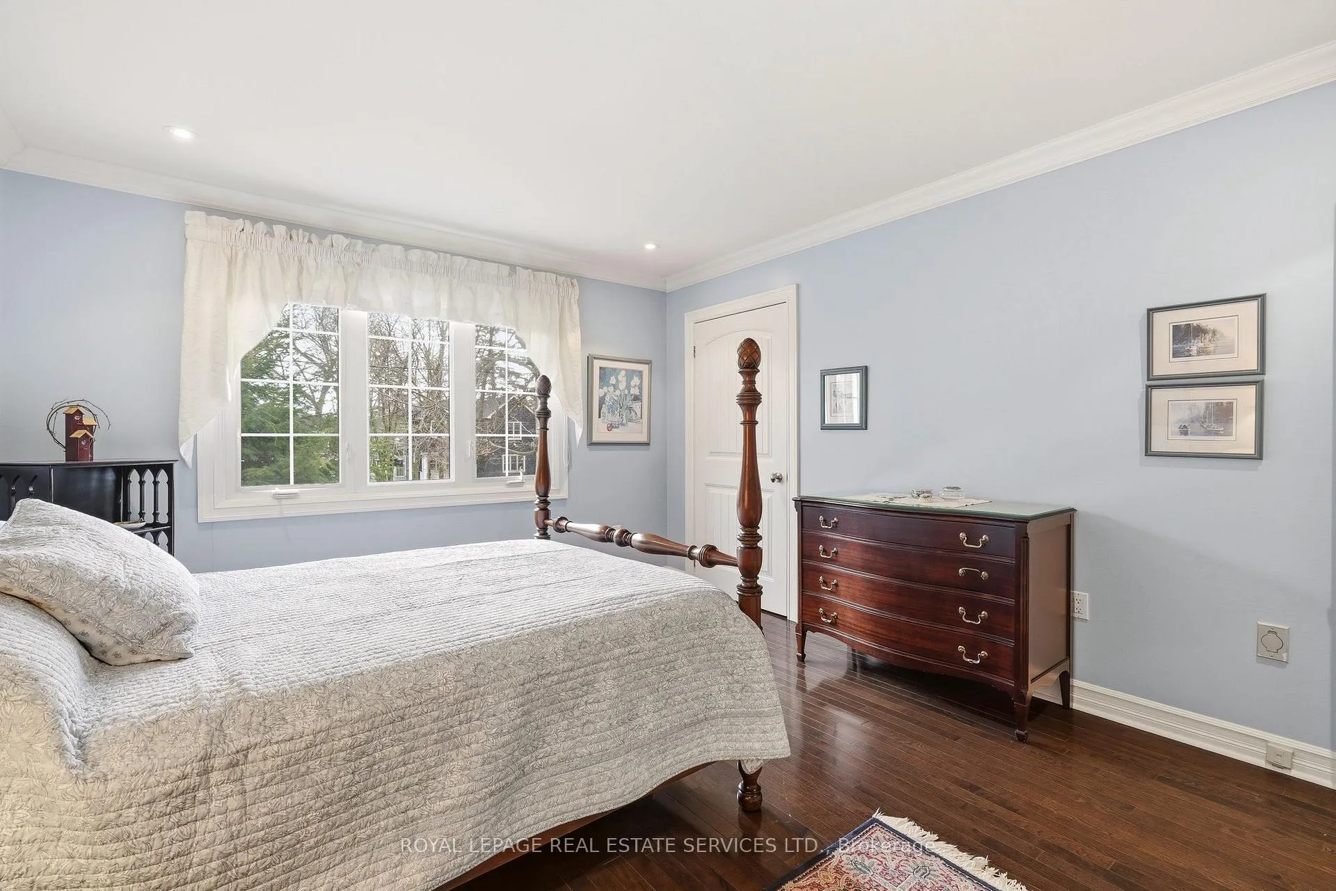 Photo 29 of 347 Douglas Avenue, Oakville, Old Oakville — HOMEH