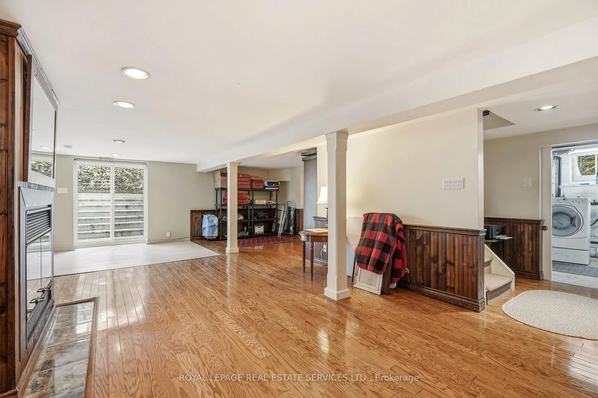 Photo 36 of 347 Douglas Avenue, Oakville, Old Oakville — HOMEH
