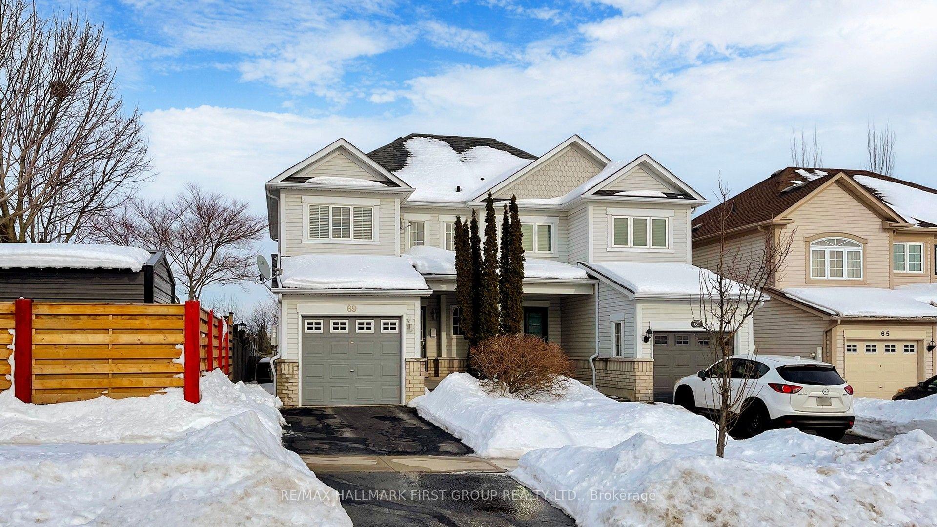 Photo 2 of 69 Palomino Place, Whitby, Pringle Creek — HOMEH