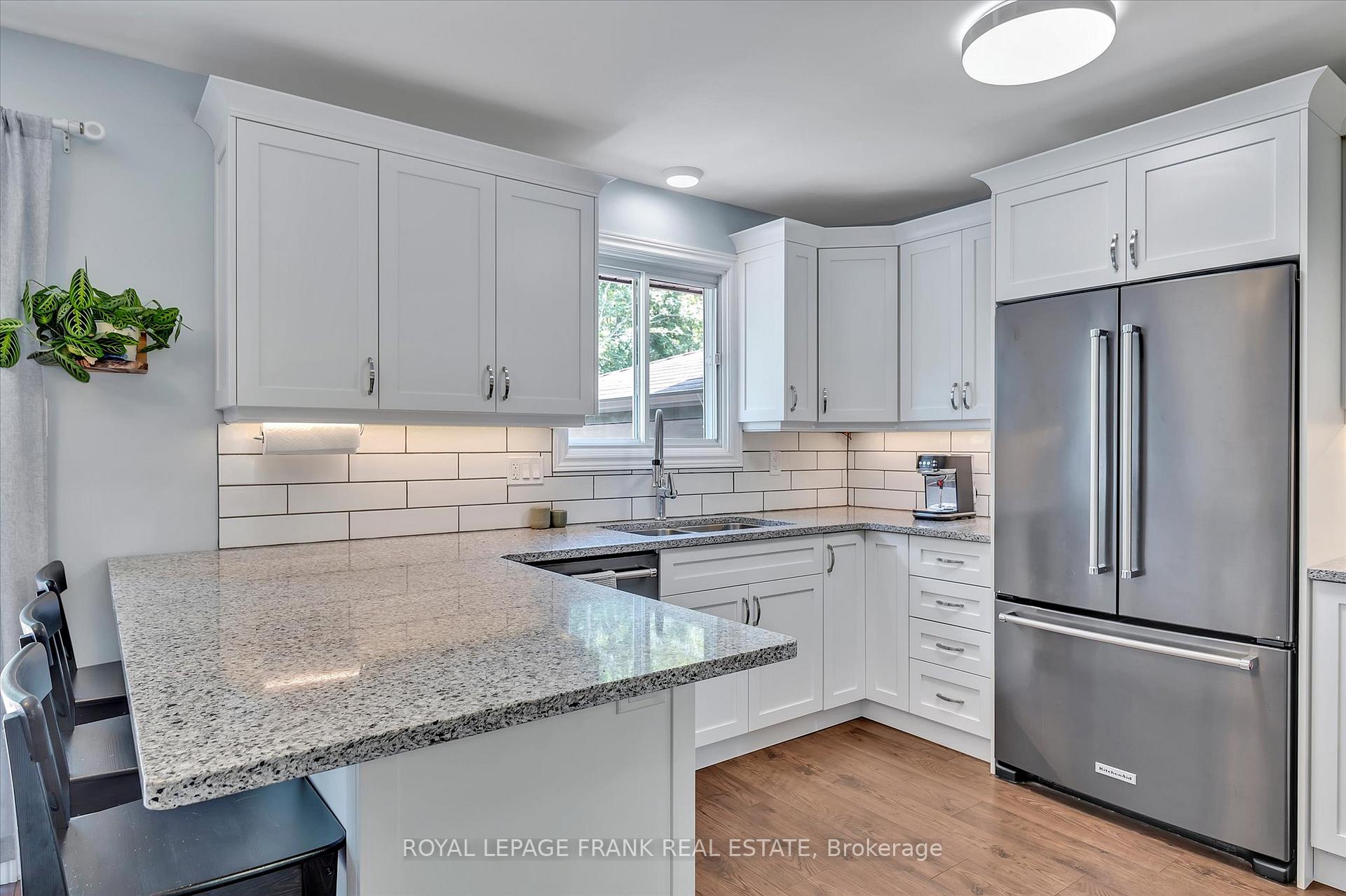 Photo 11 of 1296 Cartier Boulevard, Peterborough, Northcrest Ward 5 — HOMEH
