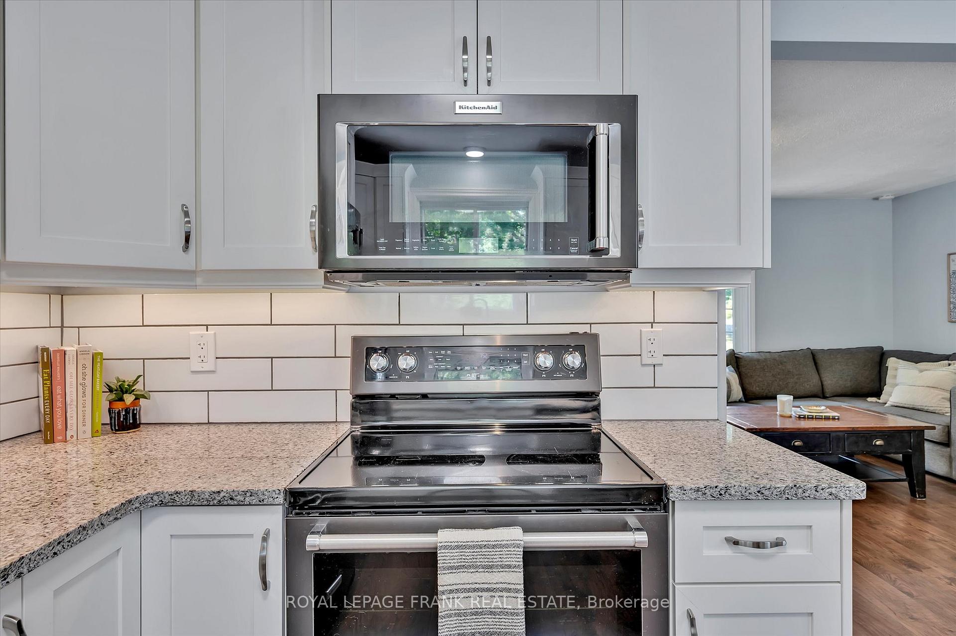 Photo 16 of 1296 Cartier Boulevard, Peterborough, Northcrest Ward 5 — HOMEH