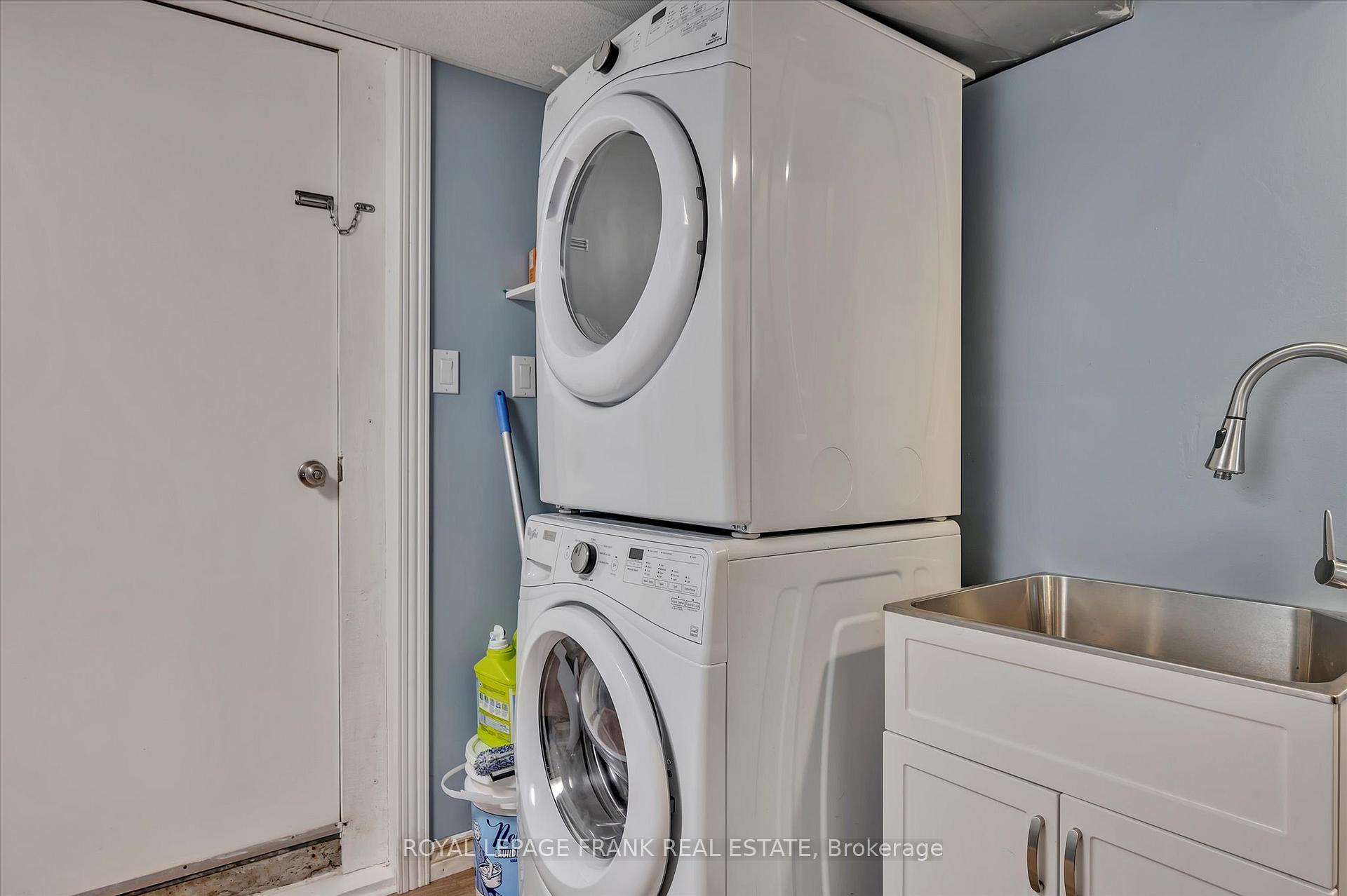 Photo 43 of 1296 Cartier Boulevard, Peterborough, Northcrest Ward 5 — HOMEH