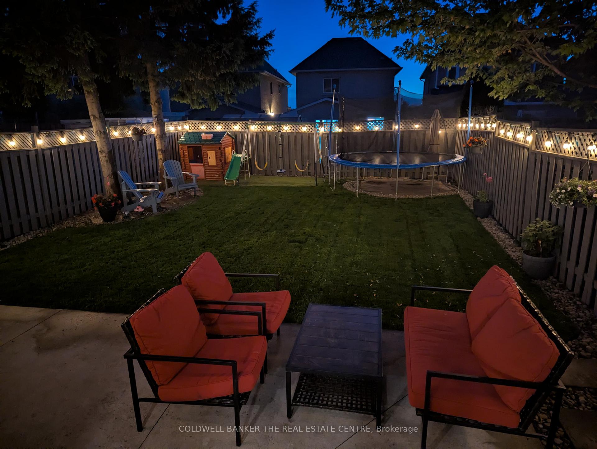 Photo 34 of 40 Whitefaulds Road, Vaughan, Maple — HOMEH
