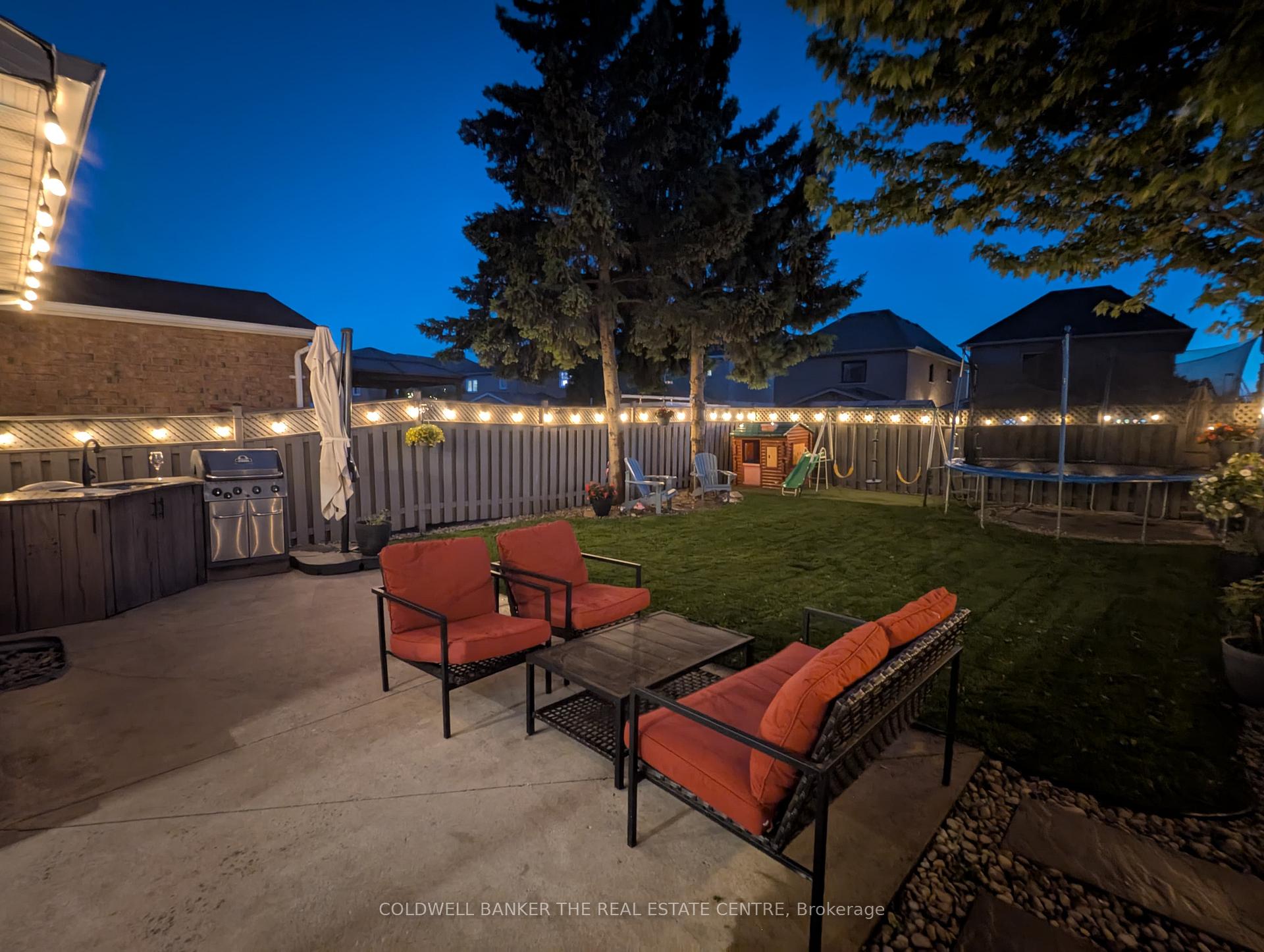 Photo 35 of 40 Whitefaulds Road, Vaughan, Maple — HOMEH