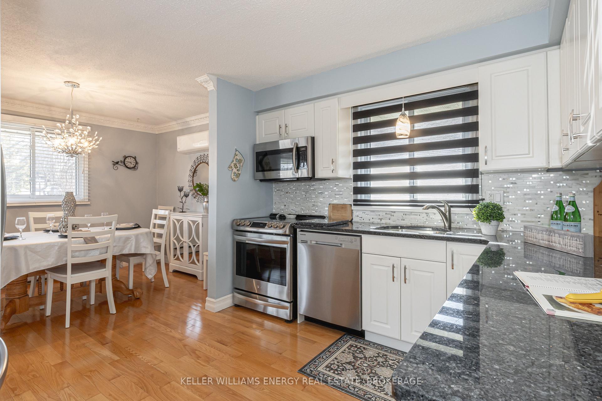 Photo 6 of 528 Annandale Street, Oshawa, Donevan — HOMEH